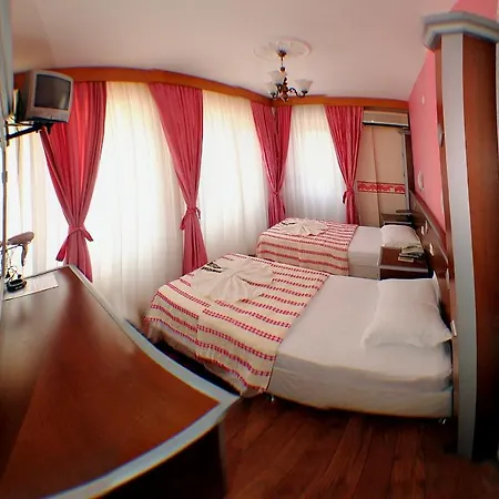 מלון Canberra סלצ'וק