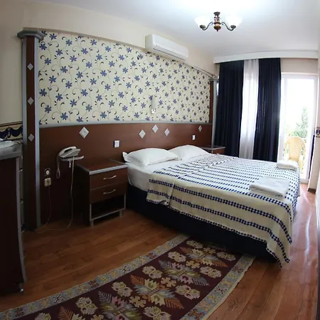 Canberra Hotel